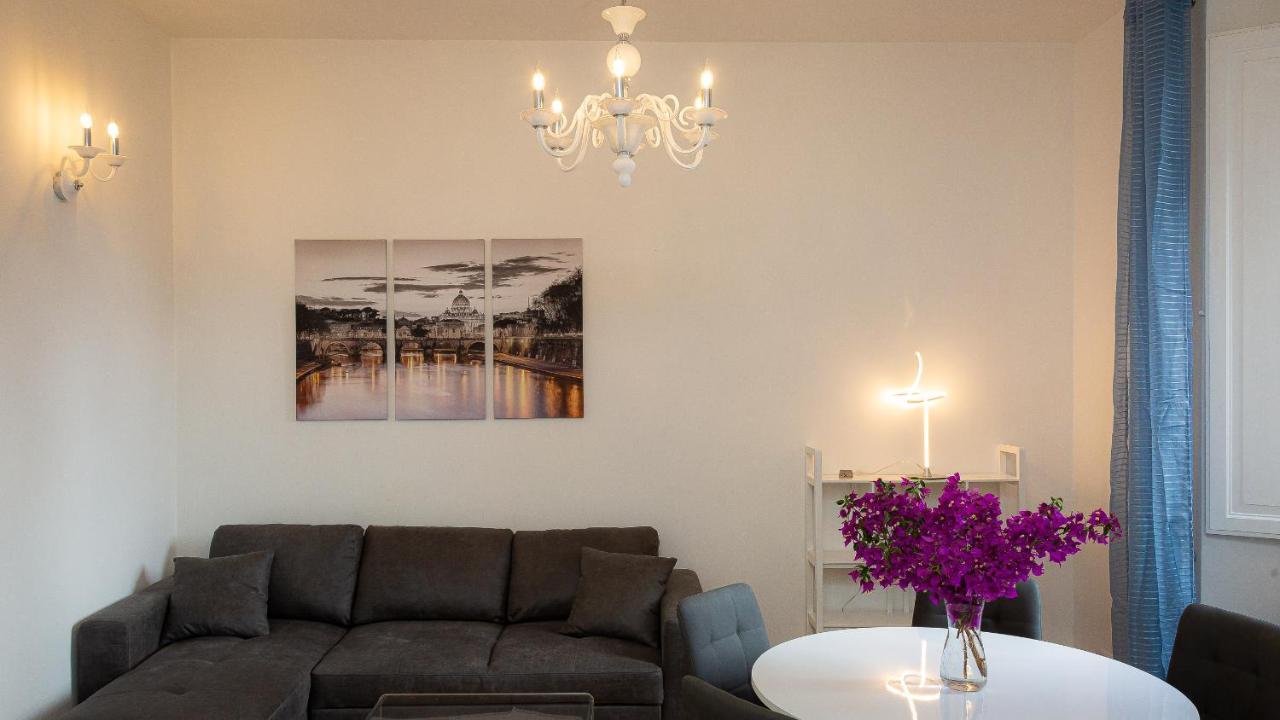Karan'S Aparment Rental In Рим Екстериор снимка